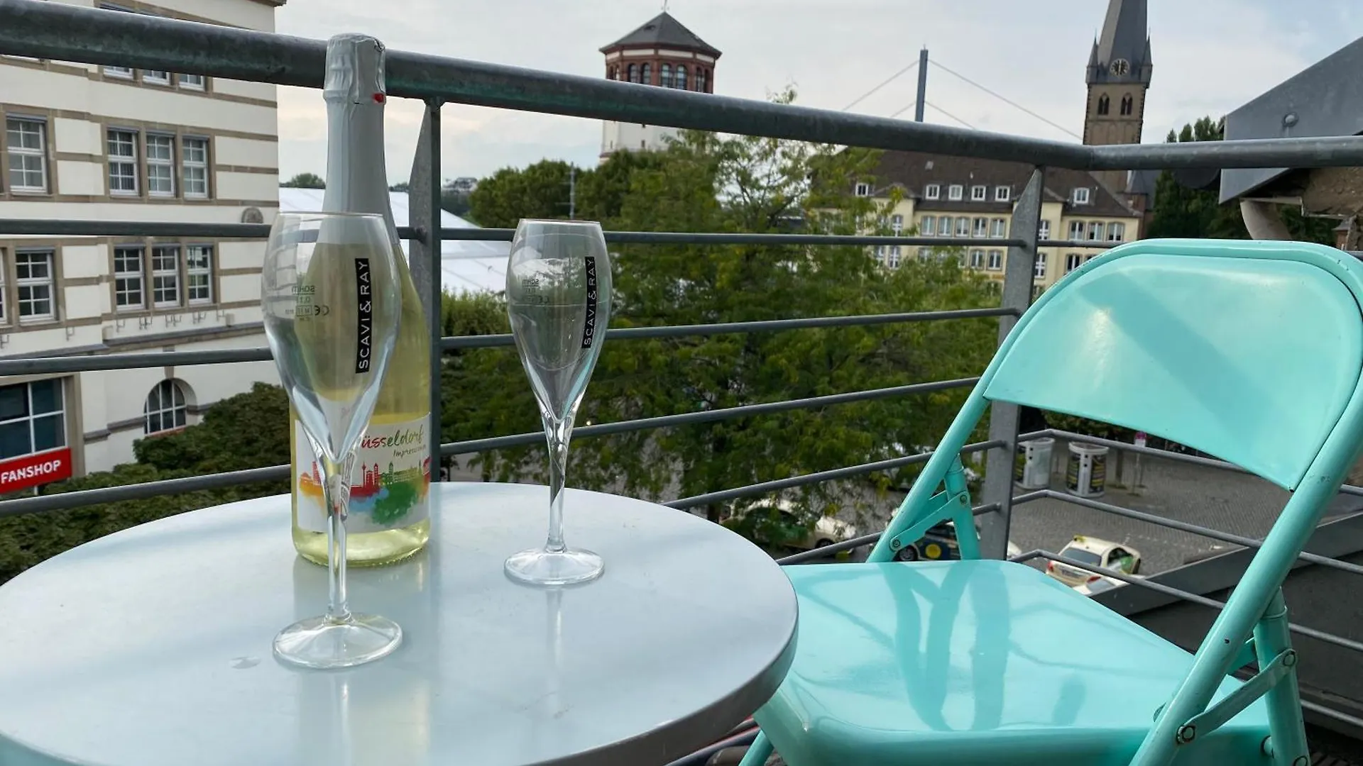 AVI City Burgplatz Apartments Düsseldorf Deutschland