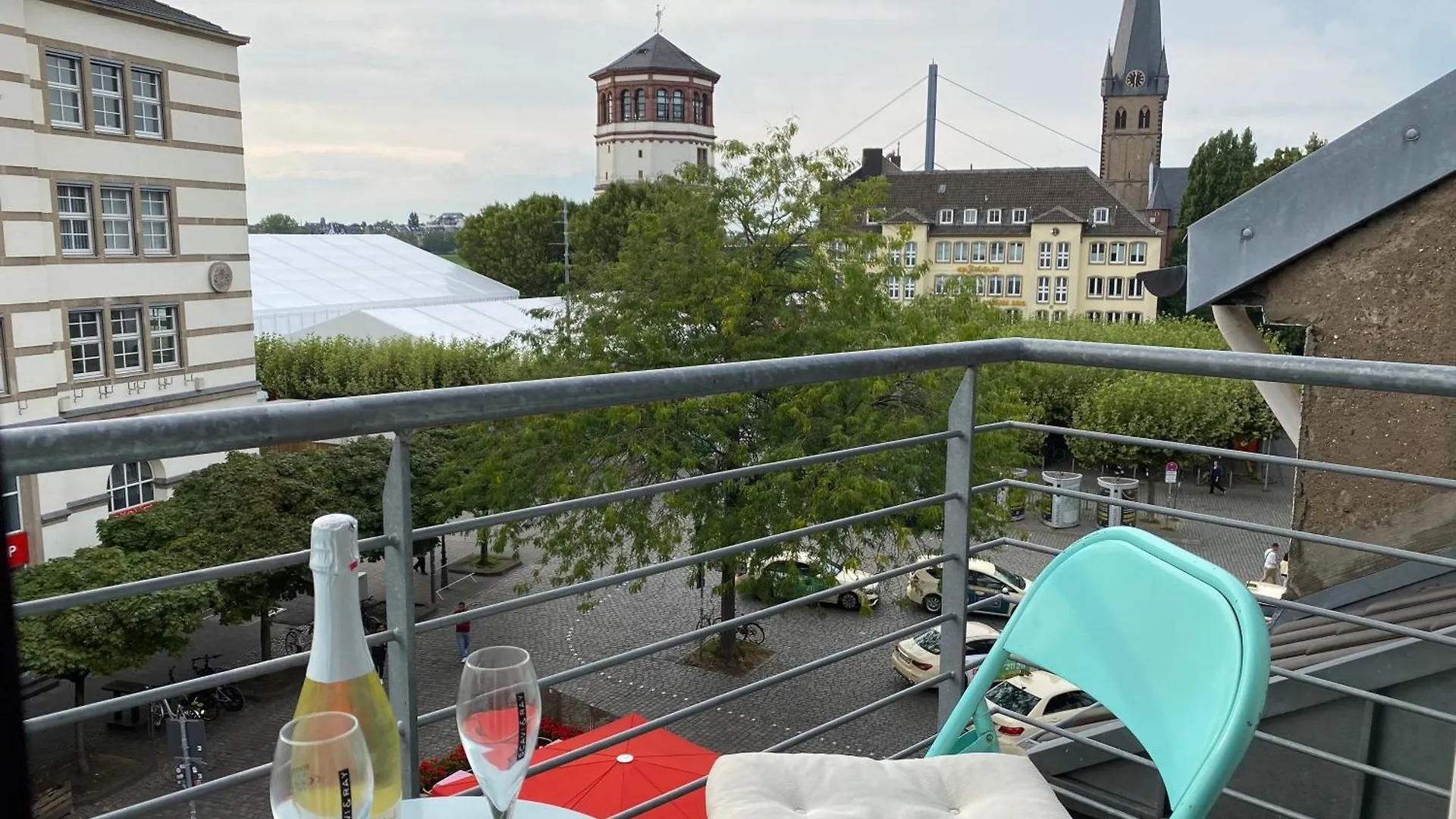 Avi City Burgplatz Apartments 뒤셀도르프